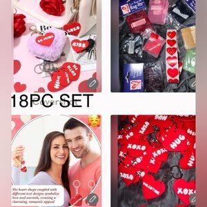 18pc set NW Valentine's Day Heart Shape Keychains Silicone  6 different sayings🥰